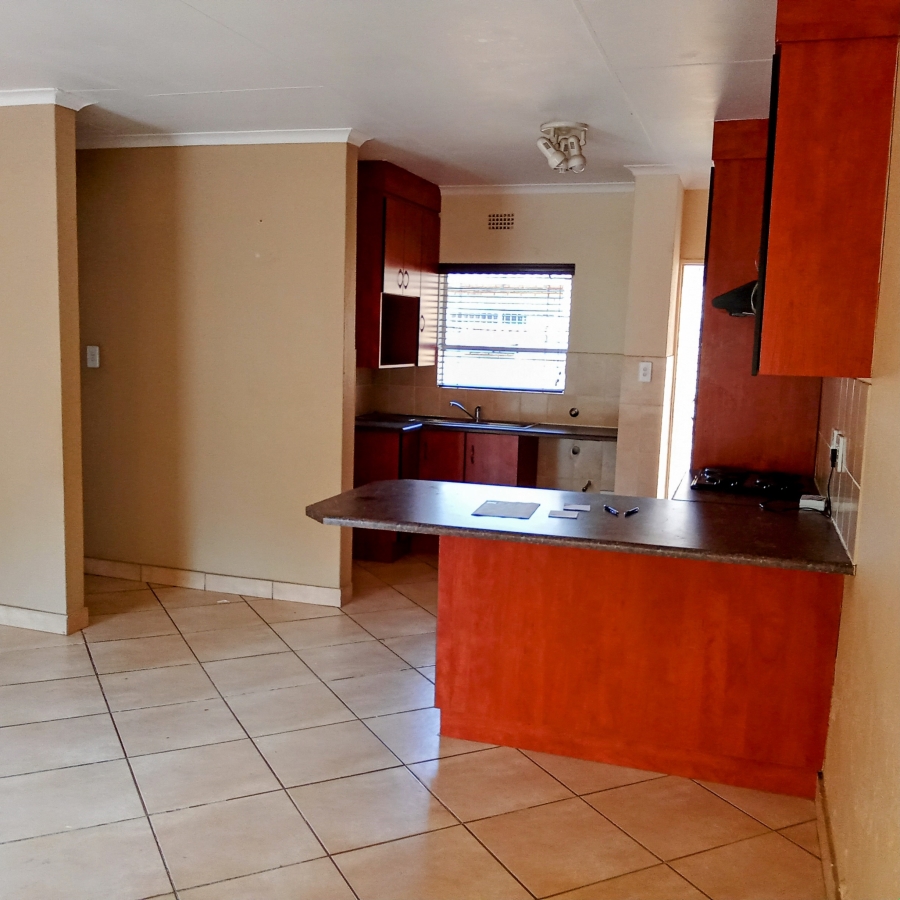 2 Bedroom Property for Sale in Groblerpark Gauteng