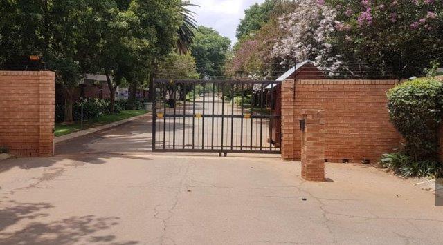 To Let 5 Bedroom Property for Rent in Oriel Gauteng