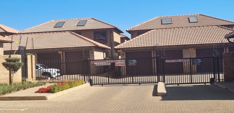 3 Bedroom Property for Sale in Equestria Gauteng