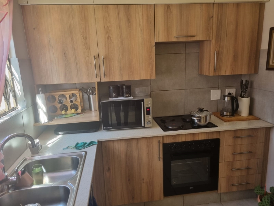 3 Bedroom Property for Sale in Equestria Gauteng