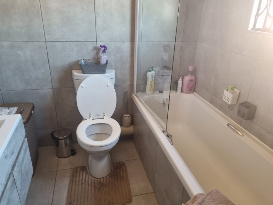 3 Bedroom Property for Sale in Equestria Gauteng