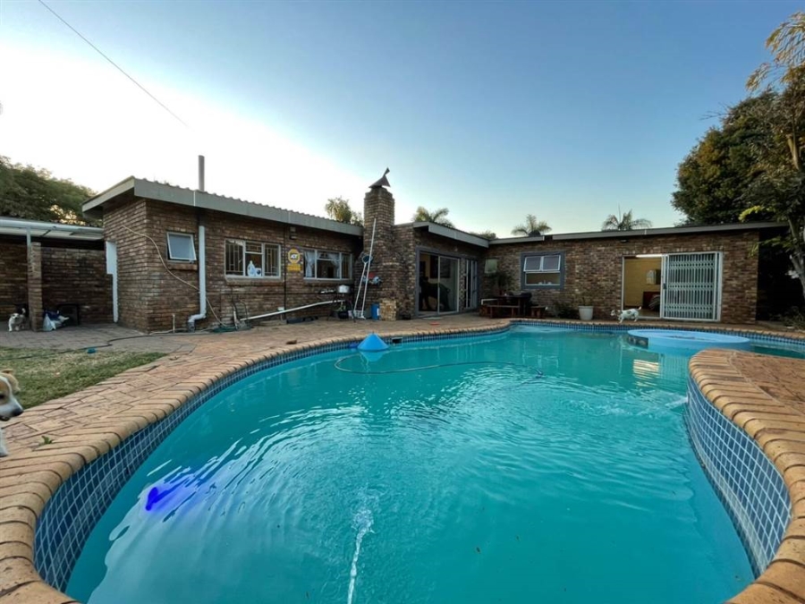 4 Bedroom Property for Sale in Montana Gauteng