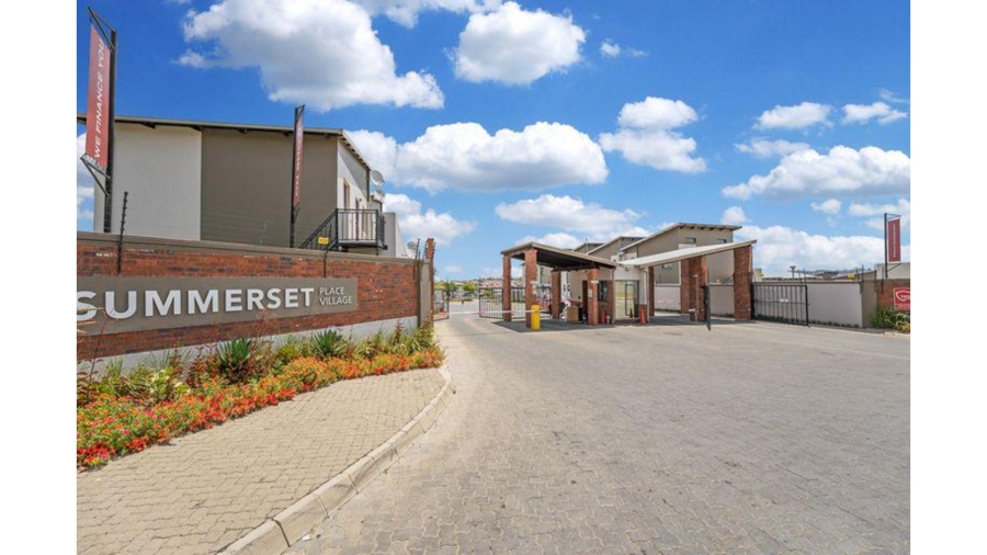 To Let 2 Bedroom Property for Rent in Noordwyk Gauteng
