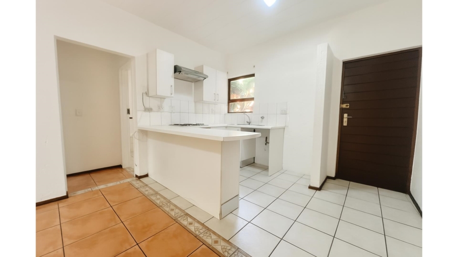 1 Bedroom Property for Sale in Magaliessig Gauteng
