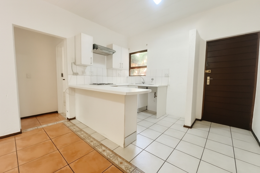 1 Bedroom Property for Sale in Magaliessig Gauteng