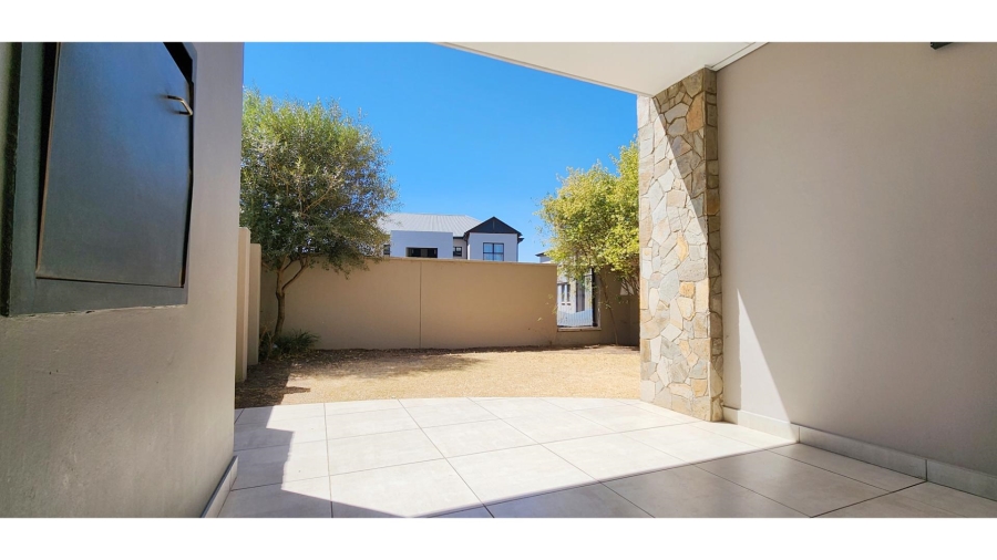 3 Bedroom Property for Sale in The Polofields Gauteng