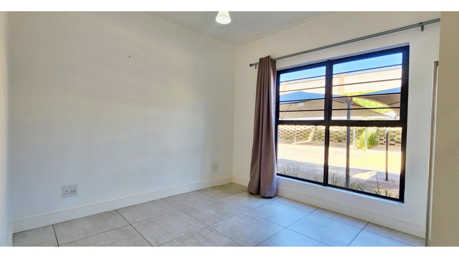 3 Bedroom Property for Sale in The Polofields Gauteng