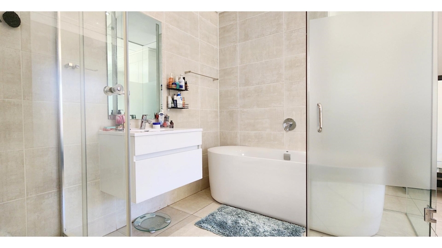 3 Bedroom Property for Sale in The Polofields Gauteng