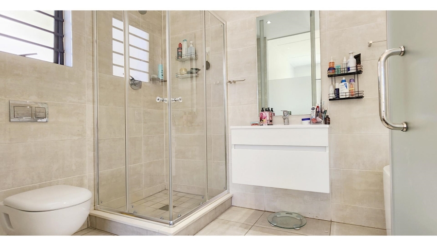 3 Bedroom Property for Sale in The Polofields Gauteng
