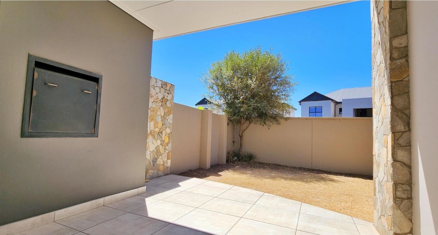 3 Bedroom Property for Sale in The Polofields Gauteng
