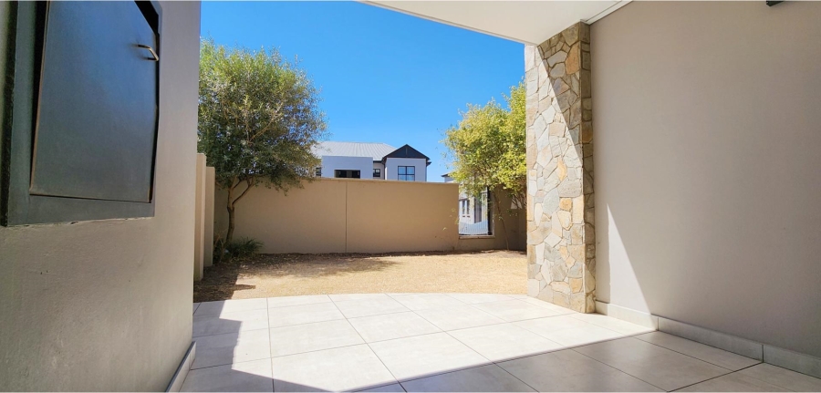 3 Bedroom Property for Sale in The Polofields Gauteng