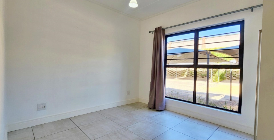 3 Bedroom Property for Sale in The Polofields Gauteng