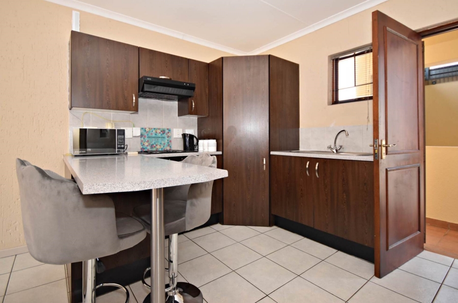 1 Bedroom Property for Sale in Ferndale Gauteng