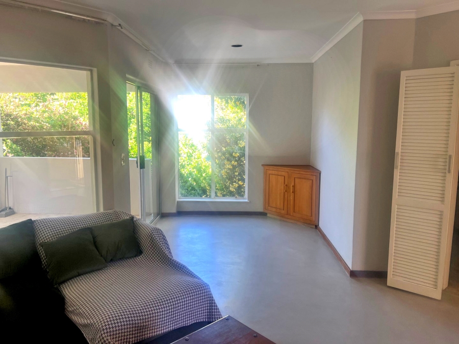 To Let 1 Bedroom Property for Rent in Illovo Gauteng