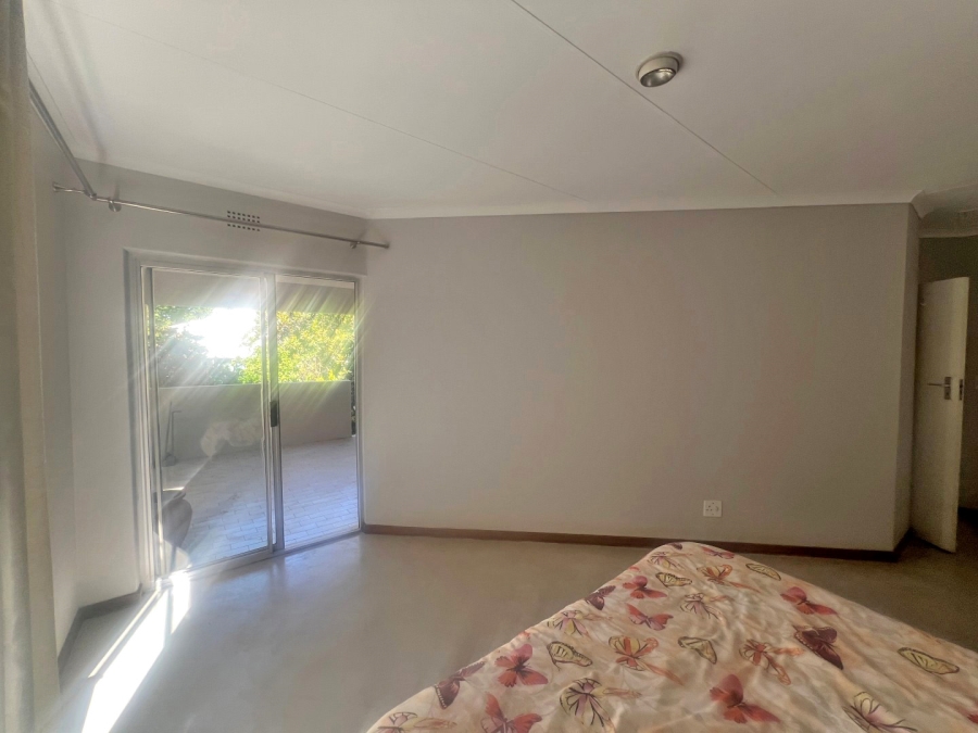 To Let 1 Bedroom Property for Rent in Illovo Gauteng