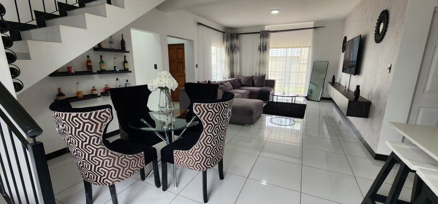 4 Bedroom Property for Sale in Waterlake Farm Lifestyle Estate Gauteng