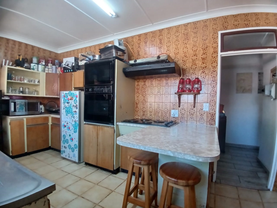 4 Bedroom Property for Sale in Greenhills Gauteng