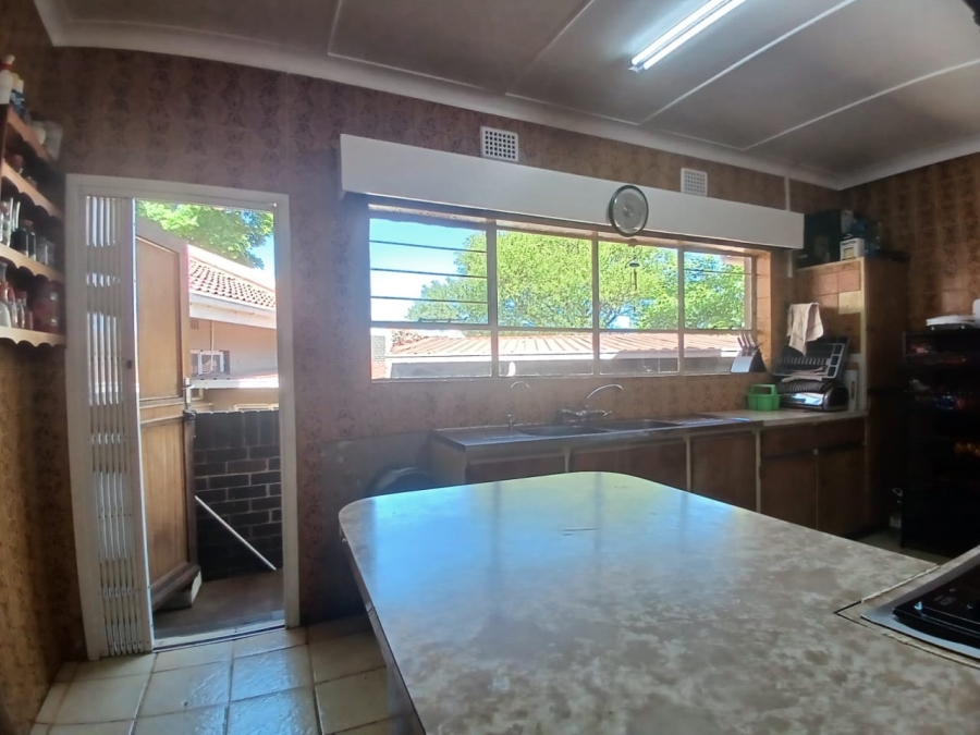 4 Bedroom Property for Sale in Greenhills Gauteng