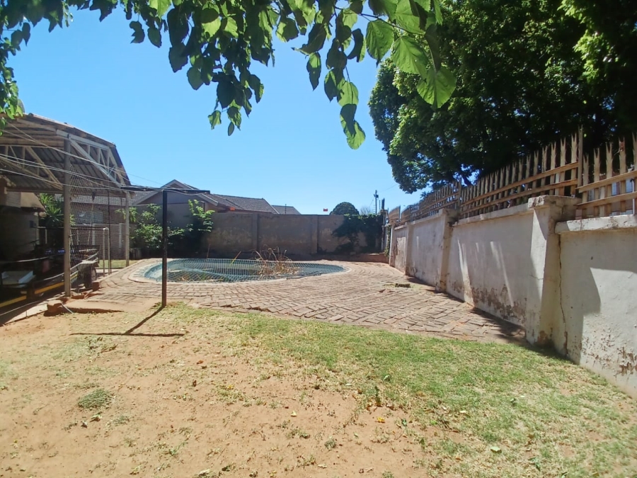 4 Bedroom Property for Sale in Greenhills Gauteng