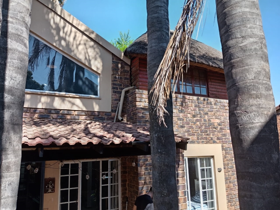 3 Bedroom Property for Sale in Roodepoort North Gauteng