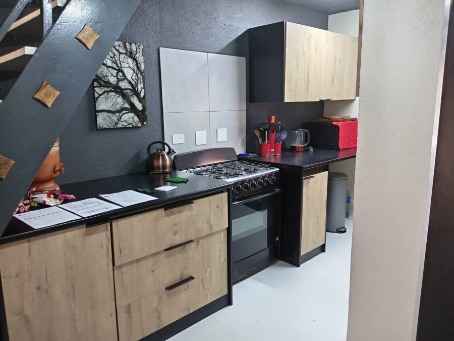 3 Bedroom Property for Sale in Roodepoort North Gauteng