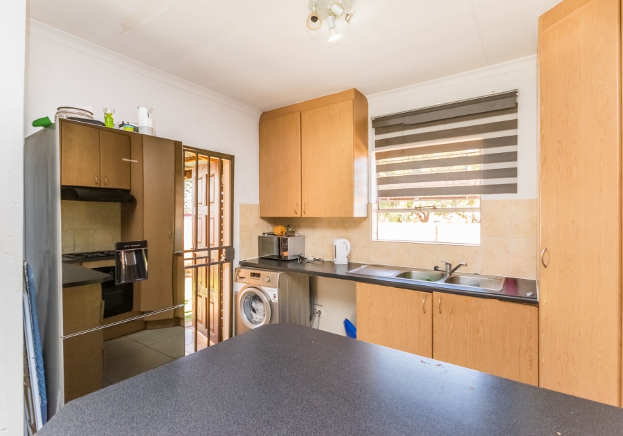 2 Bedroom Property for Sale in Heuwelsig Estate Gauteng