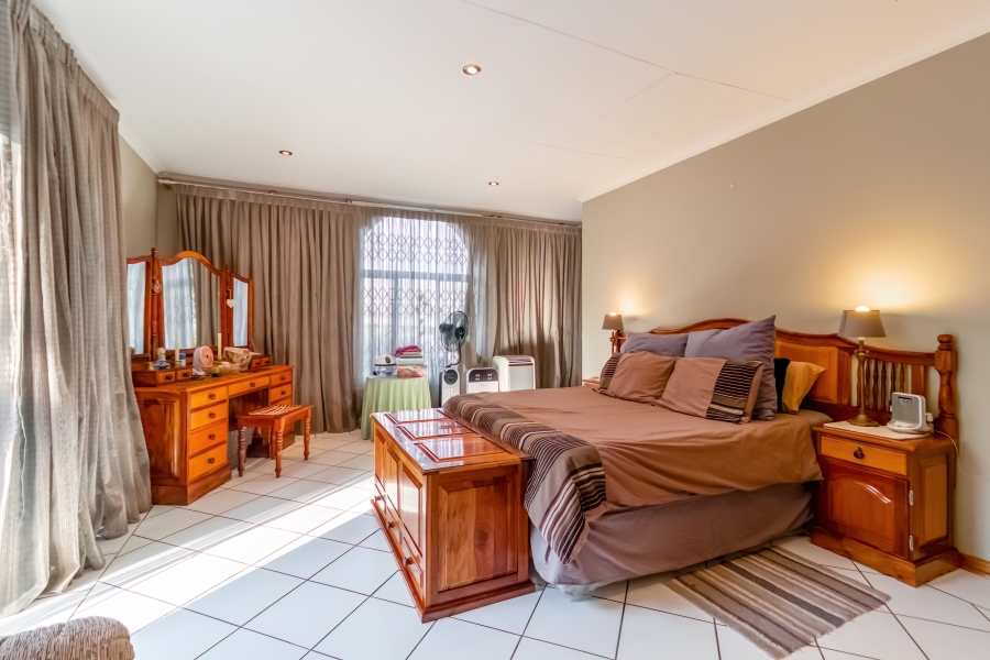 5 Bedroom Property for Sale in Morning Hill Gauteng