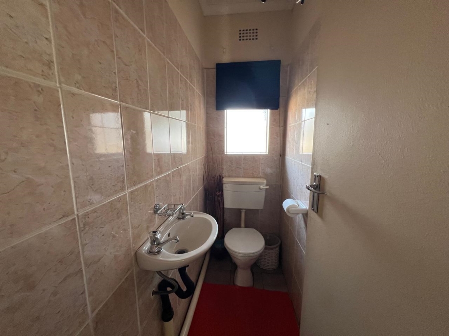 5 Bedroom Property for Sale in Heidelberg Gauteng