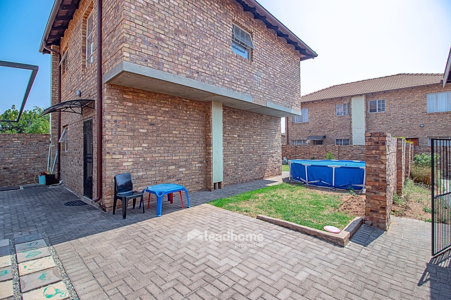 3 Bedroom Property for Sale in Annlin Gauteng