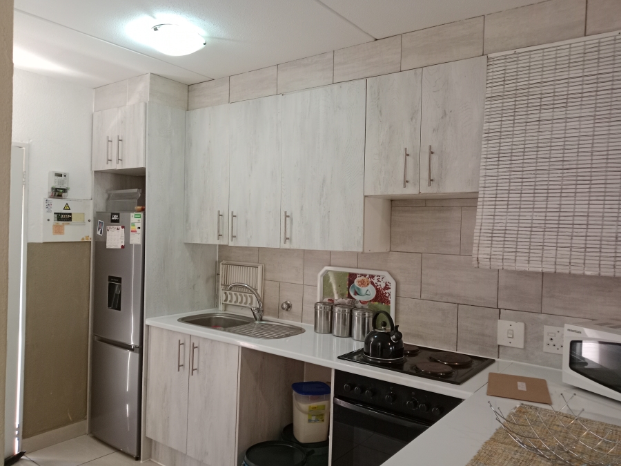 2 Bedroom Property for Sale in Florentia Gauteng