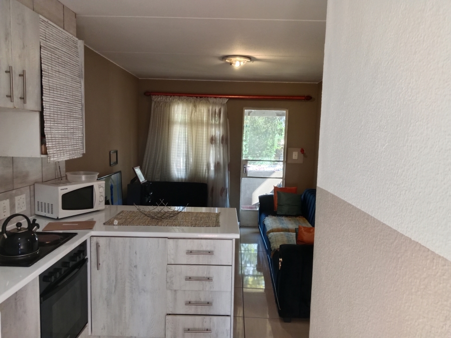2 Bedroom Property for Sale in Florentia Gauteng
