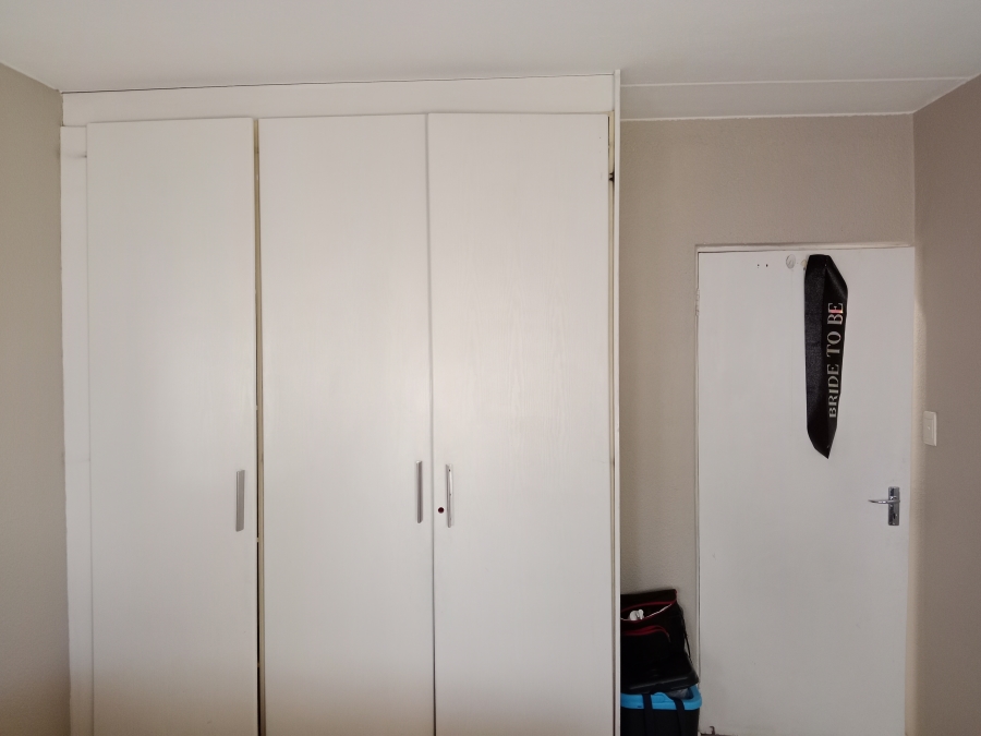 2 Bedroom Property for Sale in Florentia Gauteng
