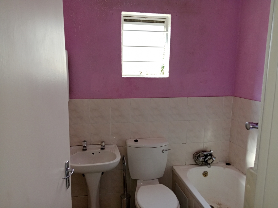 2 Bedroom Property for Sale in Florentia Gauteng