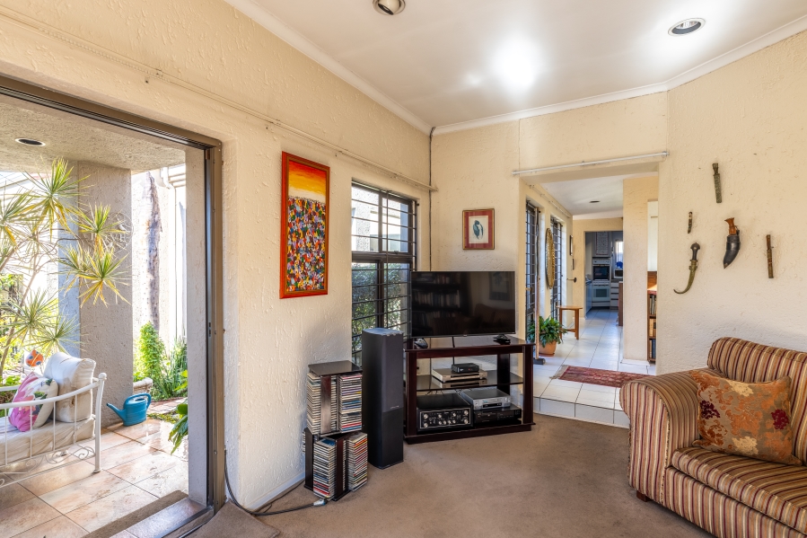3 Bedroom Property for Sale in Lonehill Gauteng