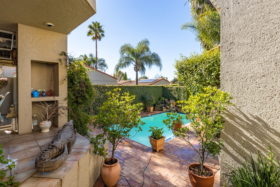3 Bedroom Property for Sale in Lonehill Gauteng