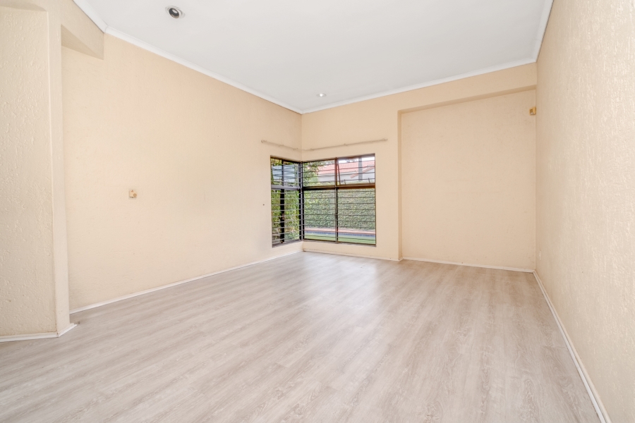 3 Bedroom Property for Sale in Lonehill Gauteng