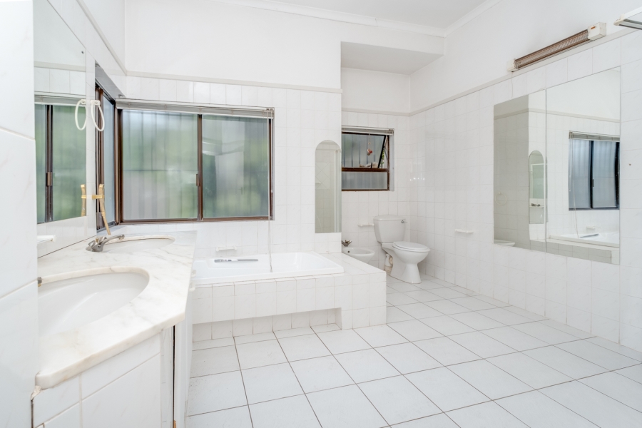 3 Bedroom Property for Sale in Lonehill Gauteng