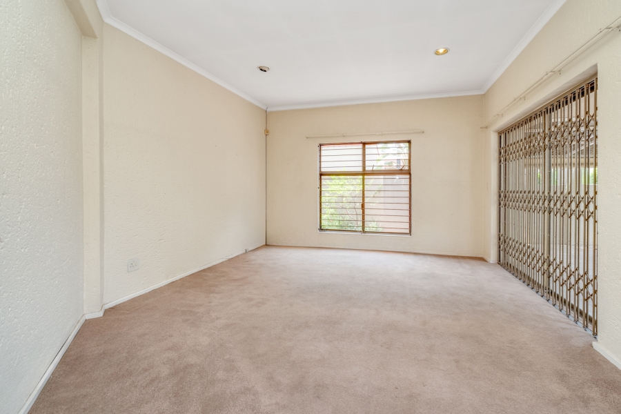 3 Bedroom Property for Sale in Lonehill Gauteng