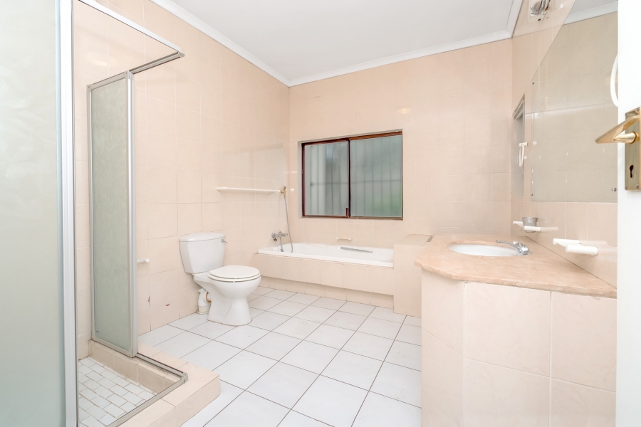 3 Bedroom Property for Sale in Lonehill Gauteng
