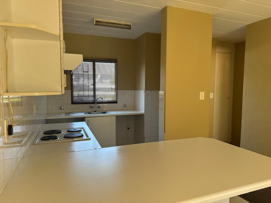 To Let 1 Bedroom Property for Rent in Eden Glen Gauteng
