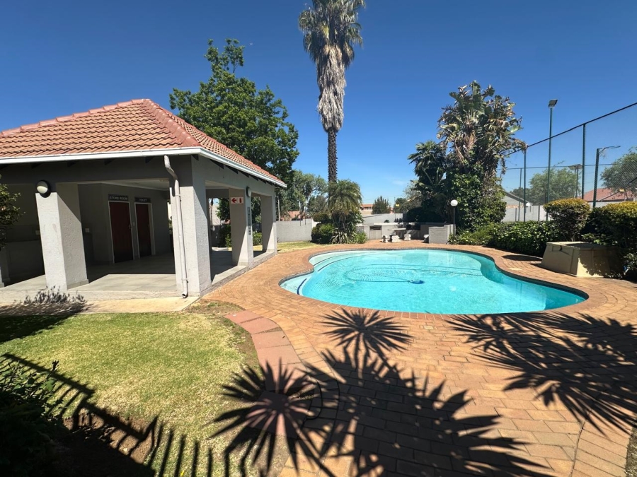 To Let 1 Bedroom Property for Rent in Eden Glen Gauteng