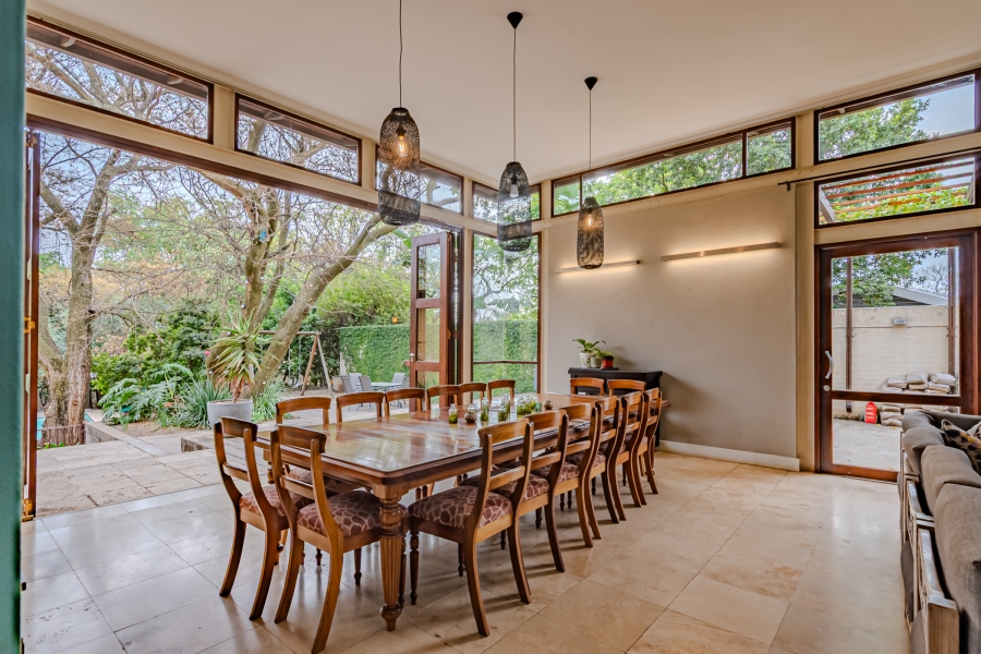 4 Bedroom Property for Sale in Waterkloof Gauteng