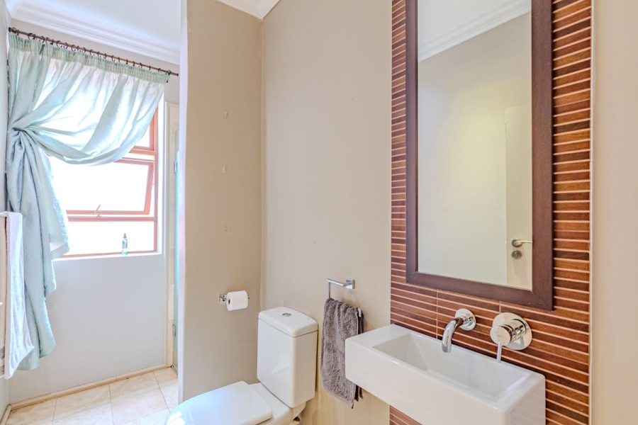4 Bedroom Property for Sale in Waterkloof Gauteng