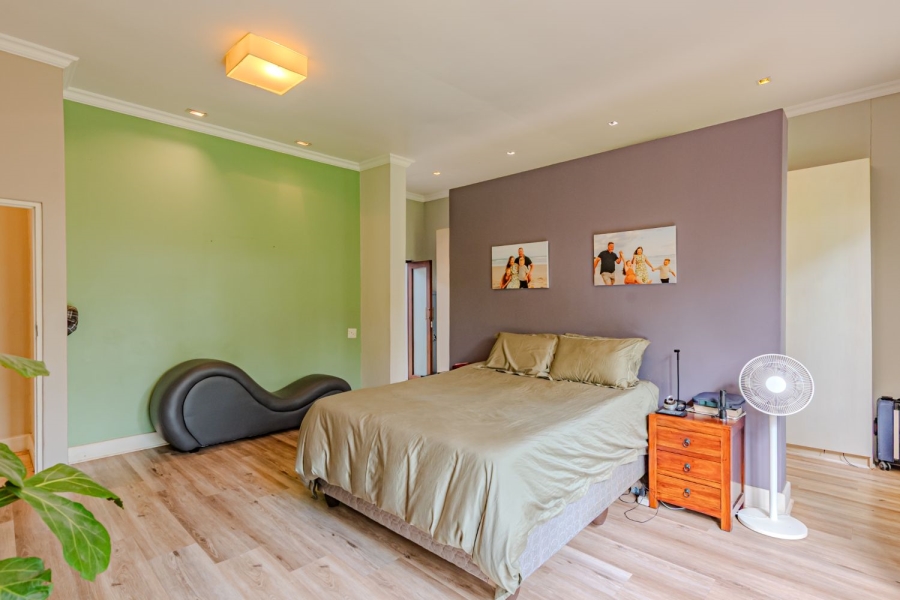 4 Bedroom Property for Sale in Waterkloof Gauteng