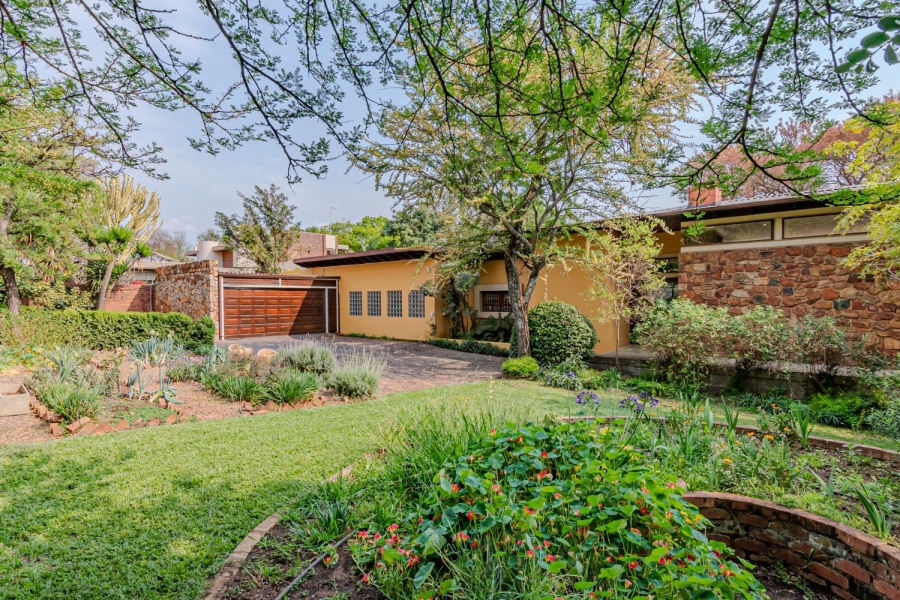 4 Bedroom Property for Sale in Waterkloof Gauteng