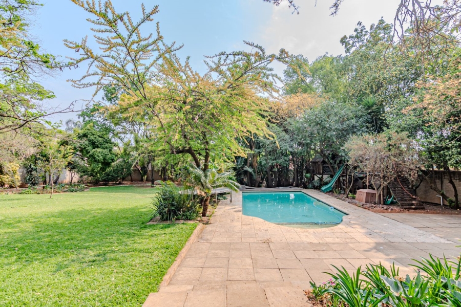 4 Bedroom Property for Sale in Waterkloof Gauteng