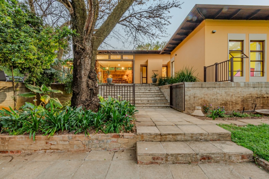 4 Bedroom Property for Sale in Waterkloof Gauteng