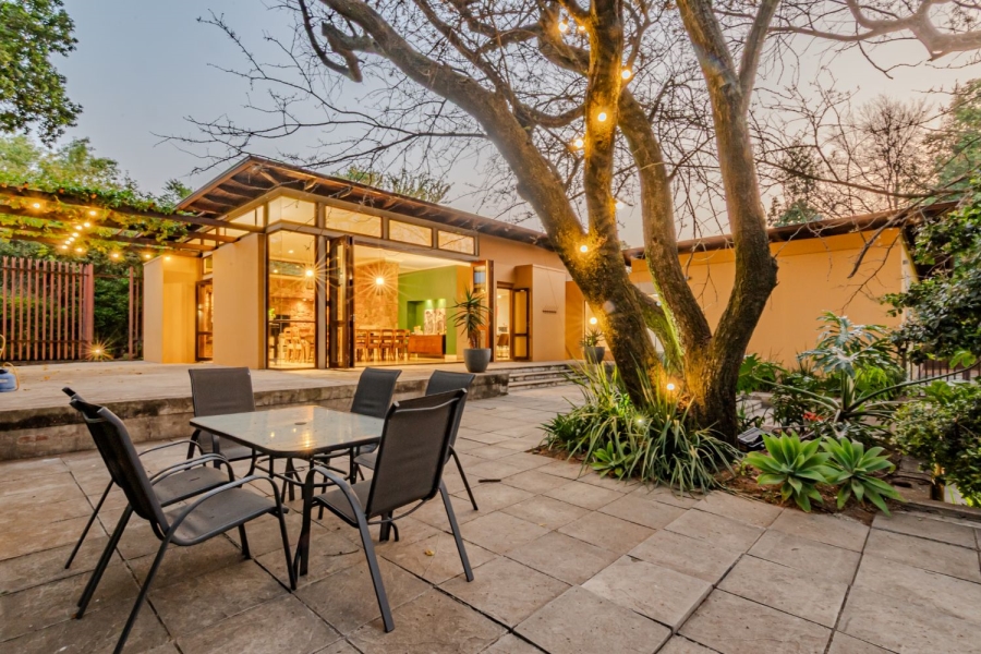 4 Bedroom Property for Sale in Waterkloof Gauteng