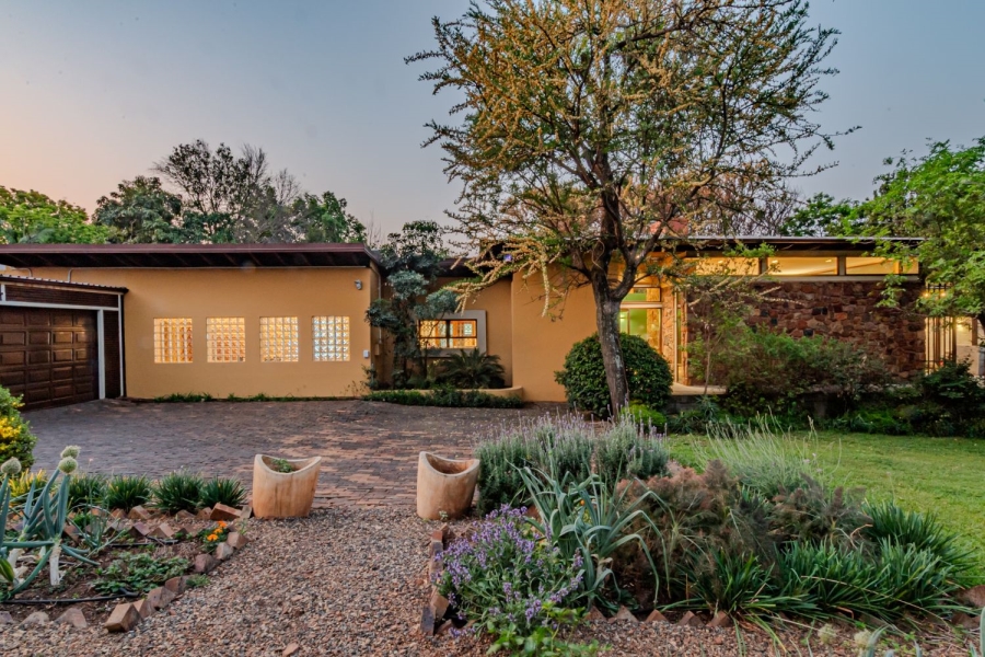 4 Bedroom Property for Sale in Waterkloof Gauteng