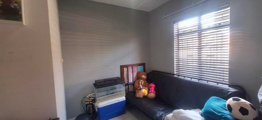 2 Bedroom Property for Sale in Breaunanda Gauteng